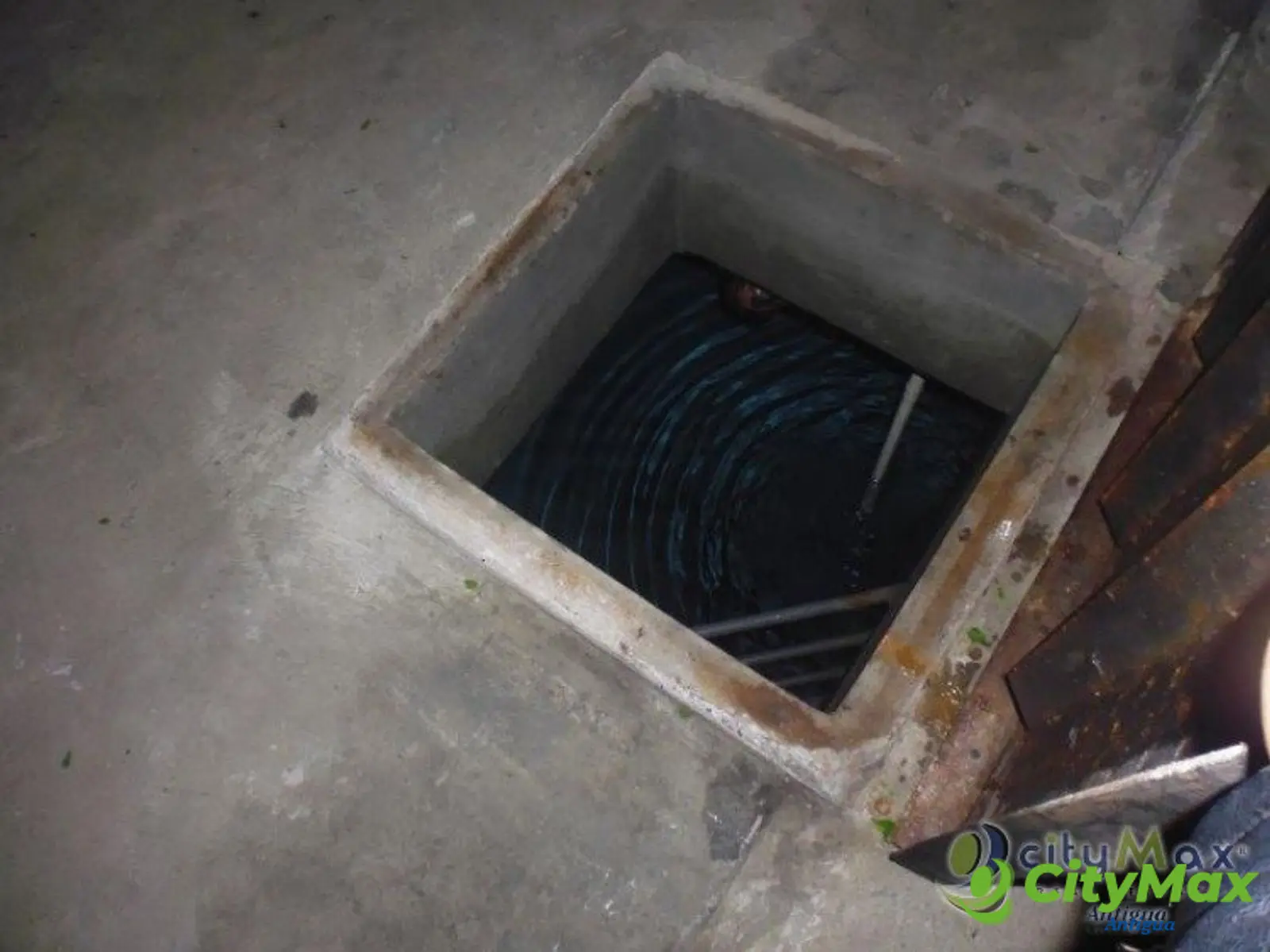 Bodega en venta a orilla de carretera en Alotenango - foto 6