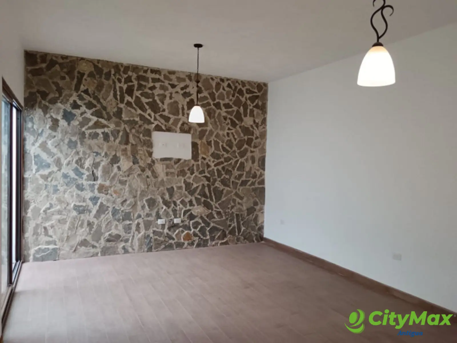 Casa en venta en Antigua Gardens  - foto 3