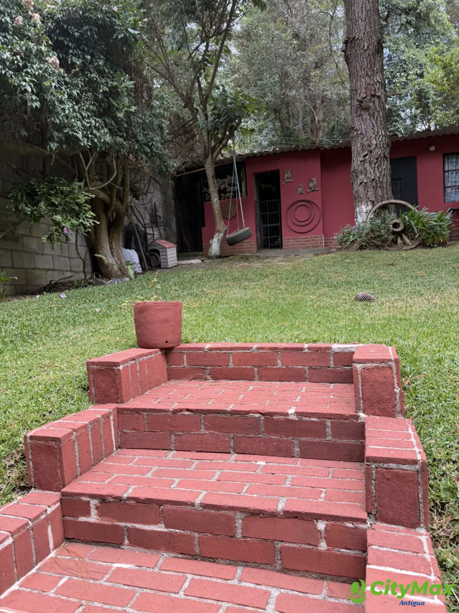 Casa en Condominio en Venta en San Lucas Sacatepéquez - foto 2