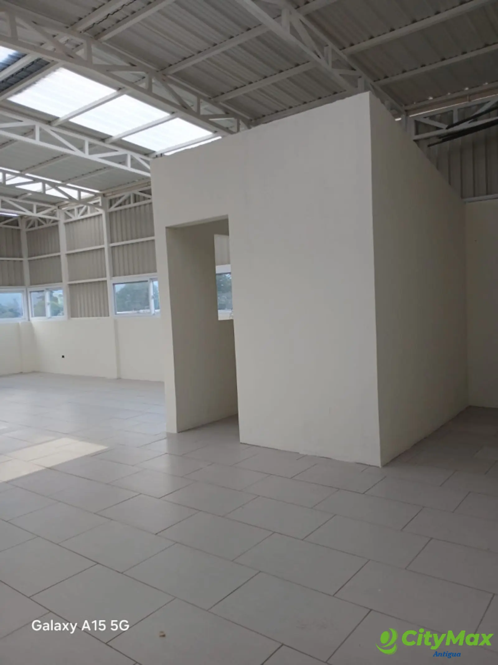 Edificio Comercial en Renta el Centro de Chimaltenango - foto 14