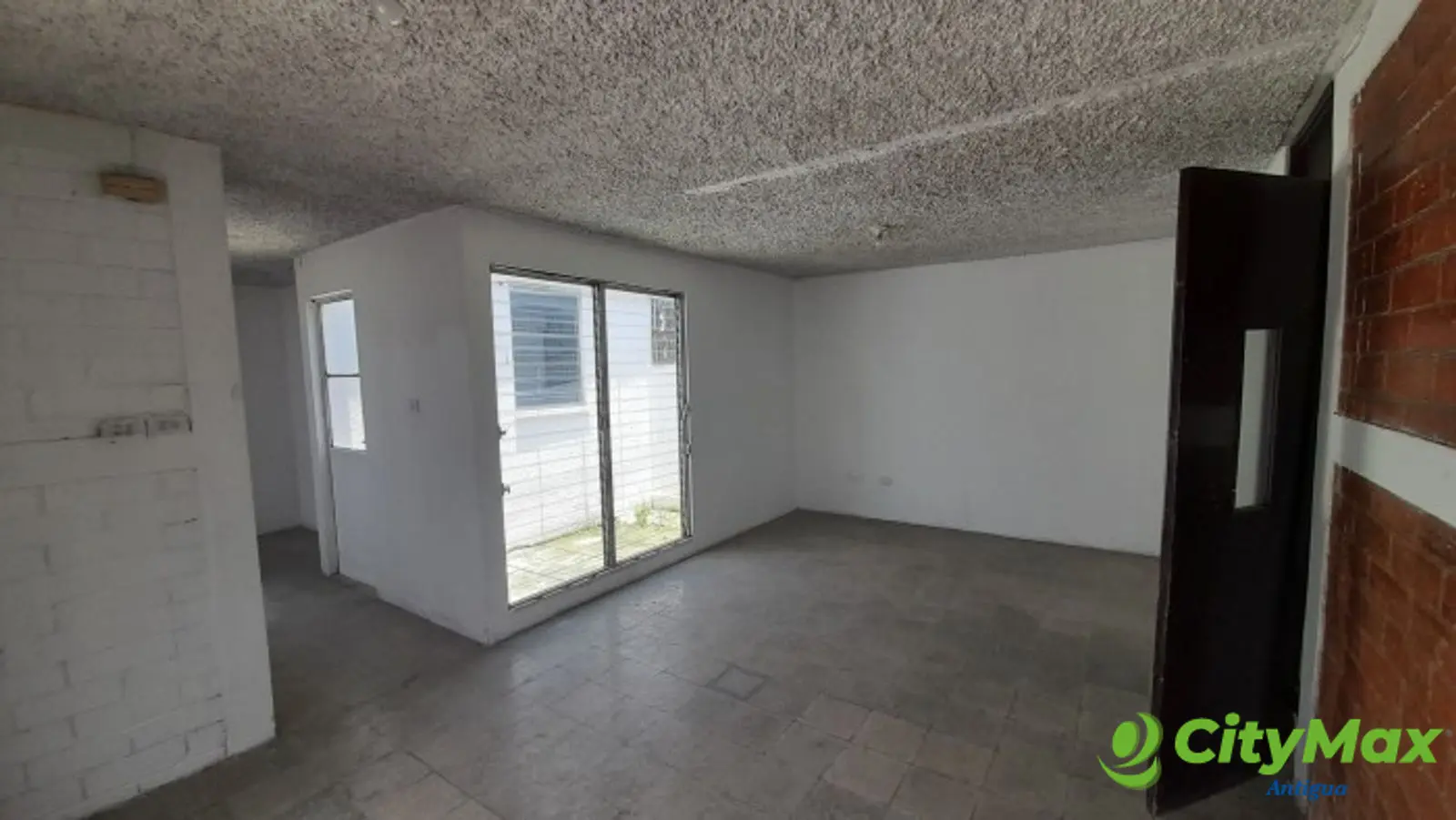 Casa de uso comercial en venta en Villa Linda II - foto 3
