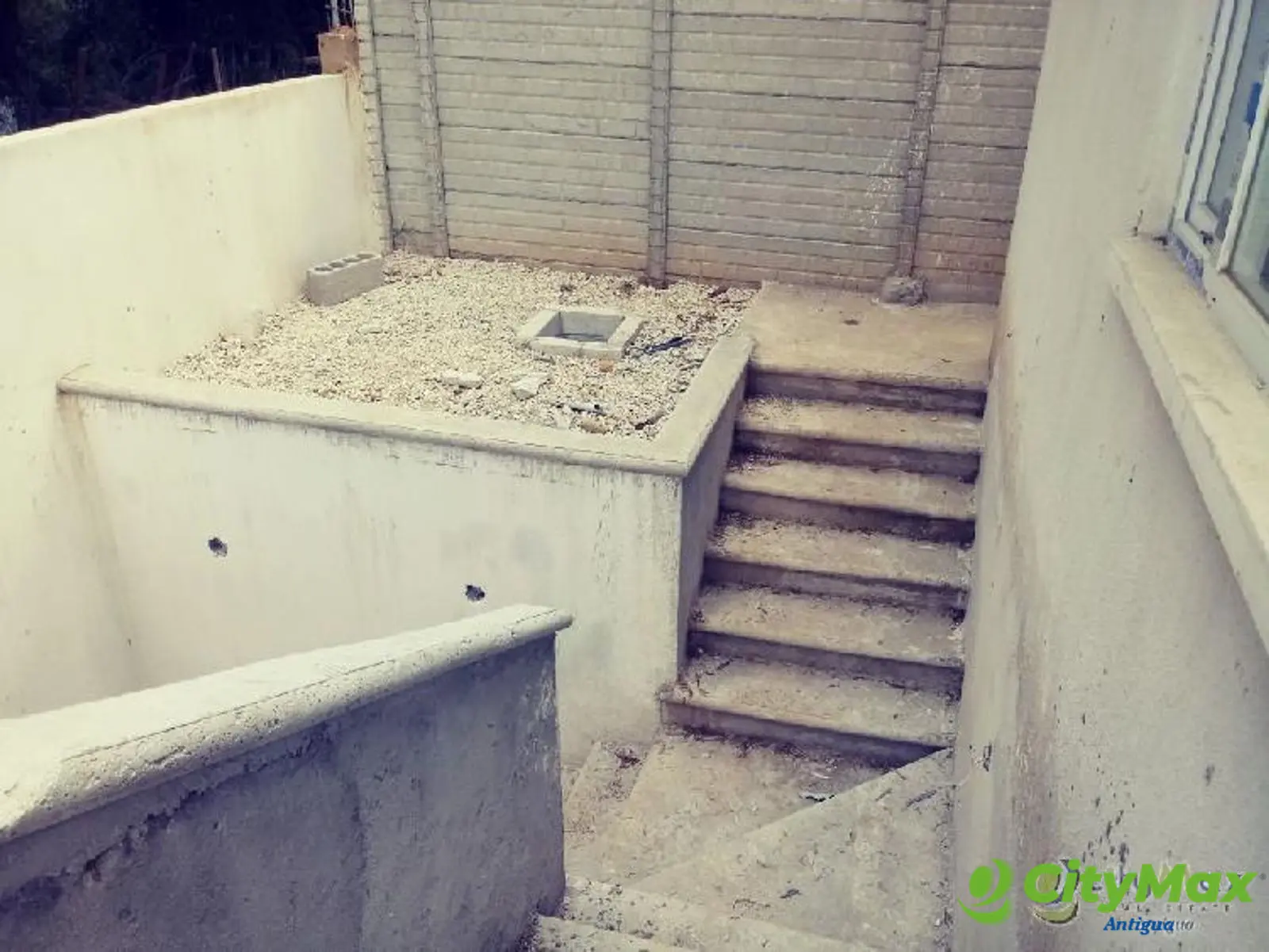CityMax Antigua vende casa en obra gris en Santa Lucia - foto 5