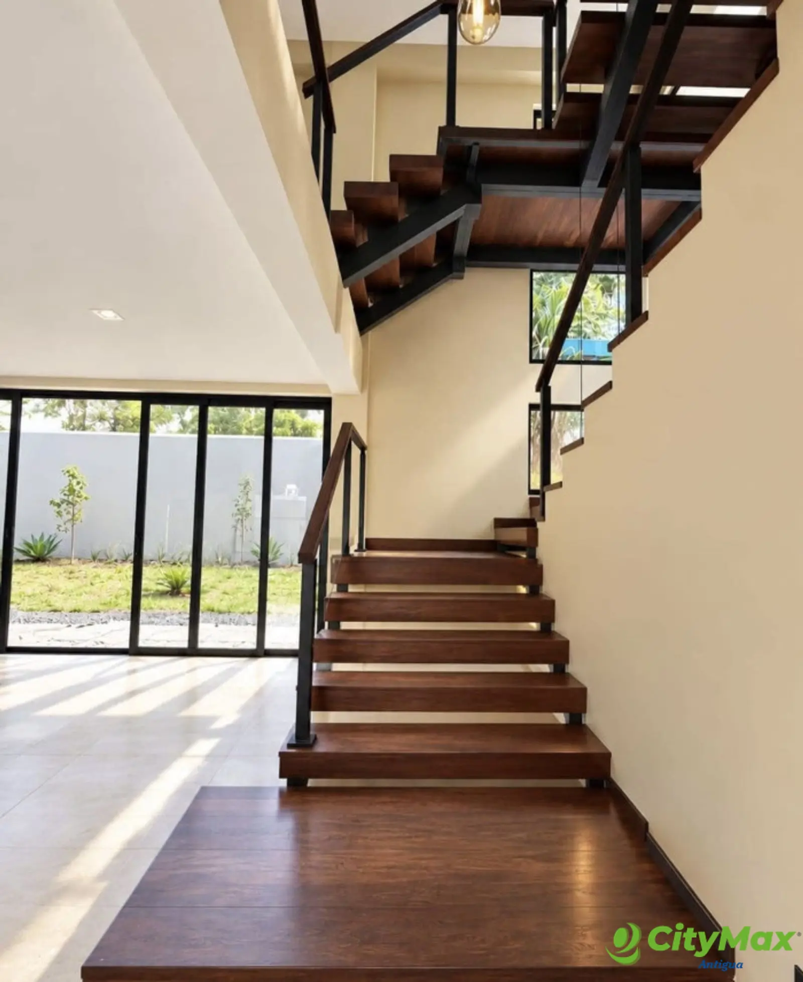 En VENTA casa en San Lucas Sacatepequez en Residencial - foto 8