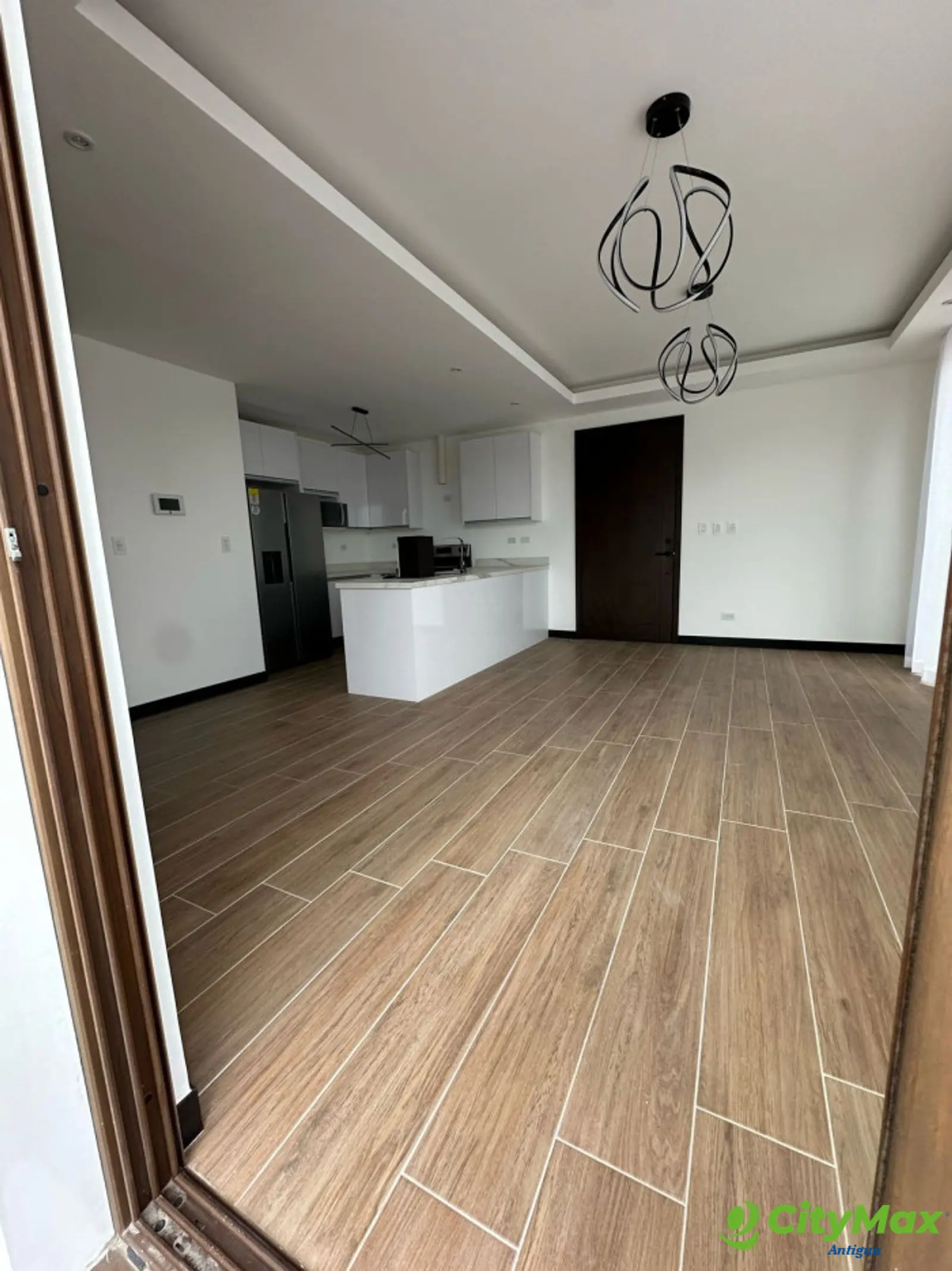 Descubre el lujo en Lirios de Cayalá 3! - foto 12