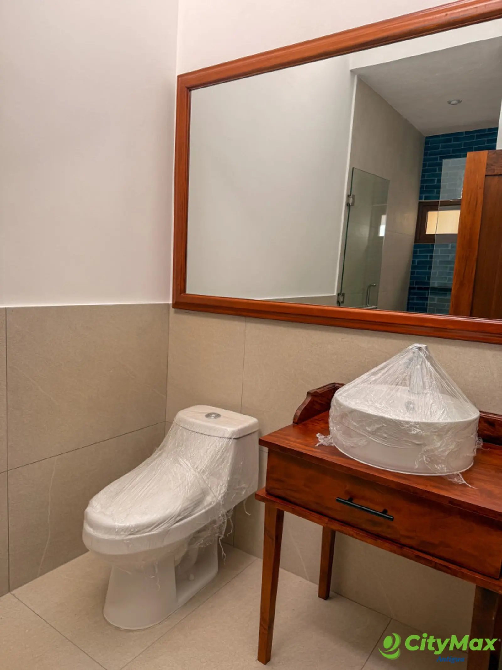 CASA EN VENTA EN LUJOSO RESIDENCIAL CERCA DE ANTIGUA GT - foto 14