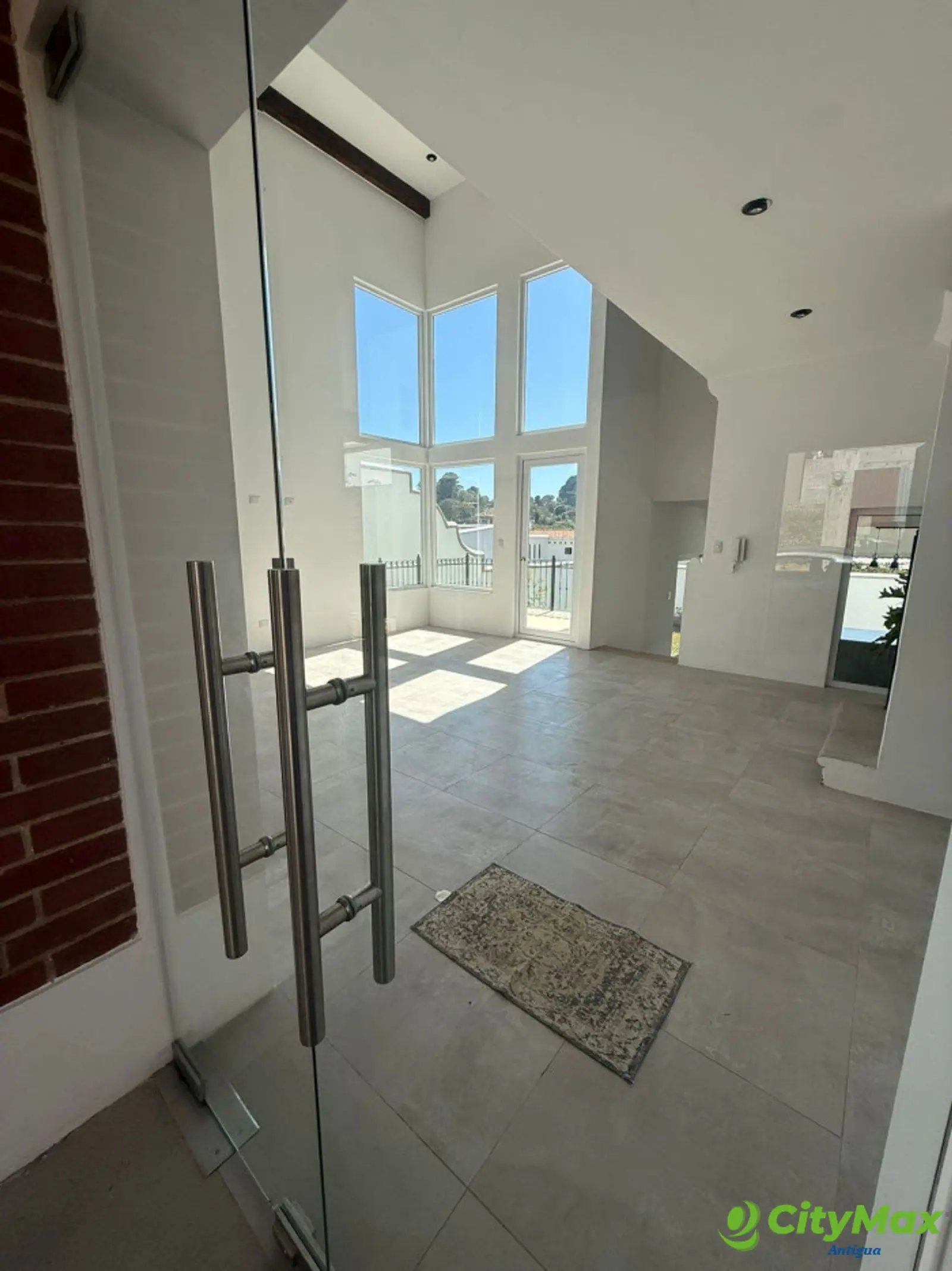 Casa en venta entre Sta. Lucía Milpas y Bárcenas  - foto 4