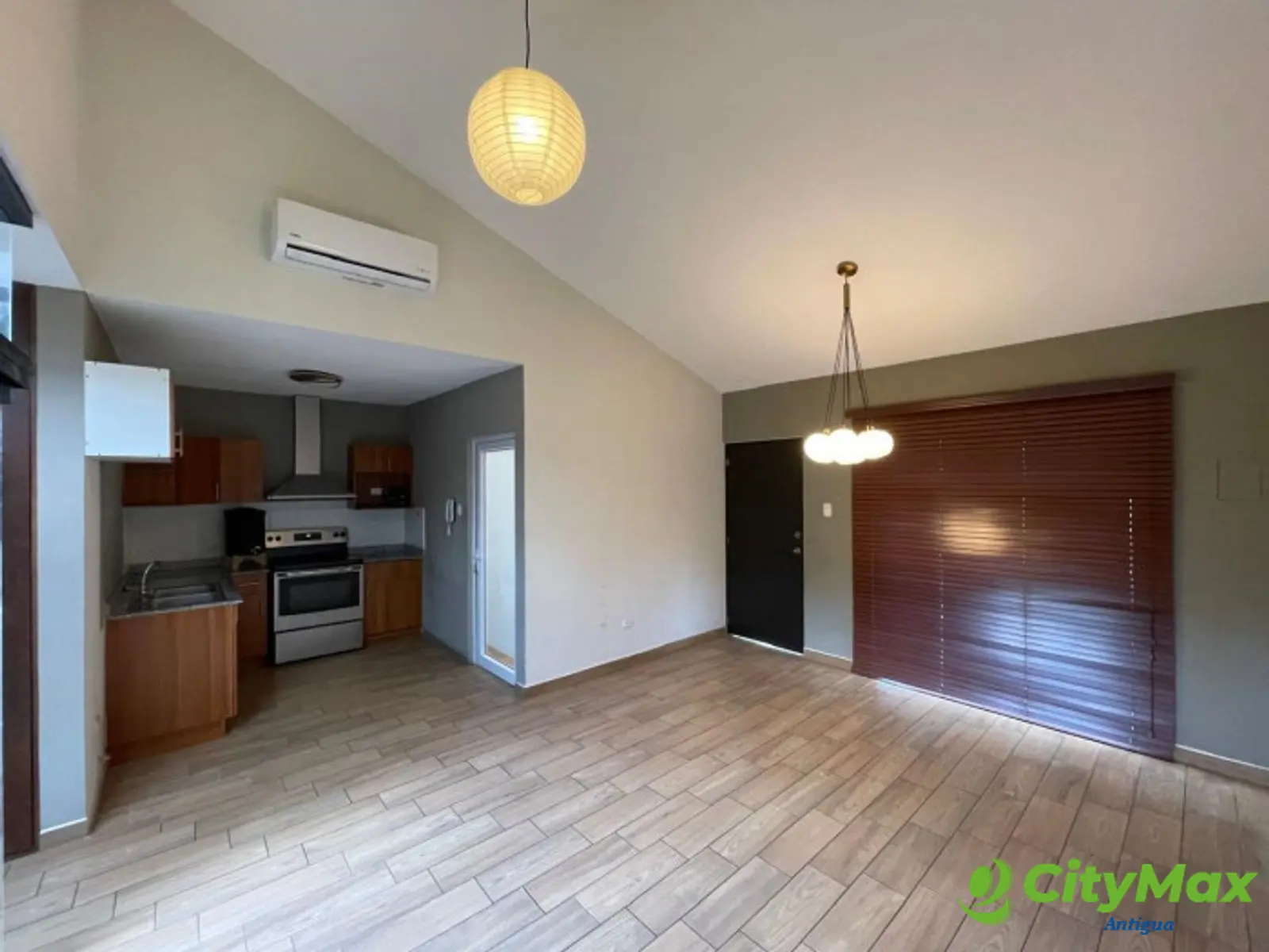Casa Remodelada en Venta, Arcos de Santa Maria II - foto 3