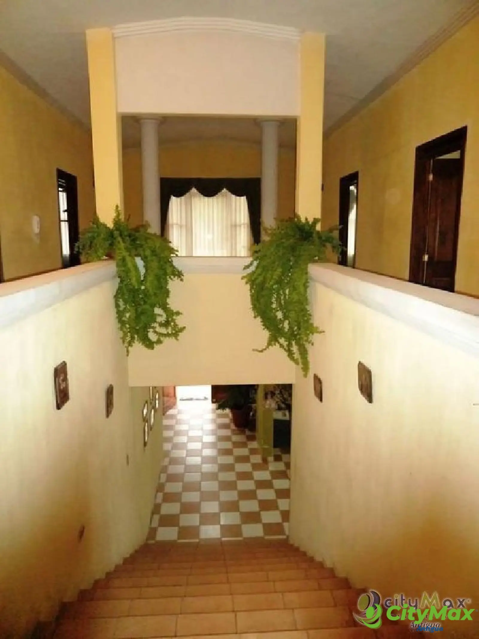 Casa amplia Venta y Renta en San Lucas Sacatepéquez - foto 2