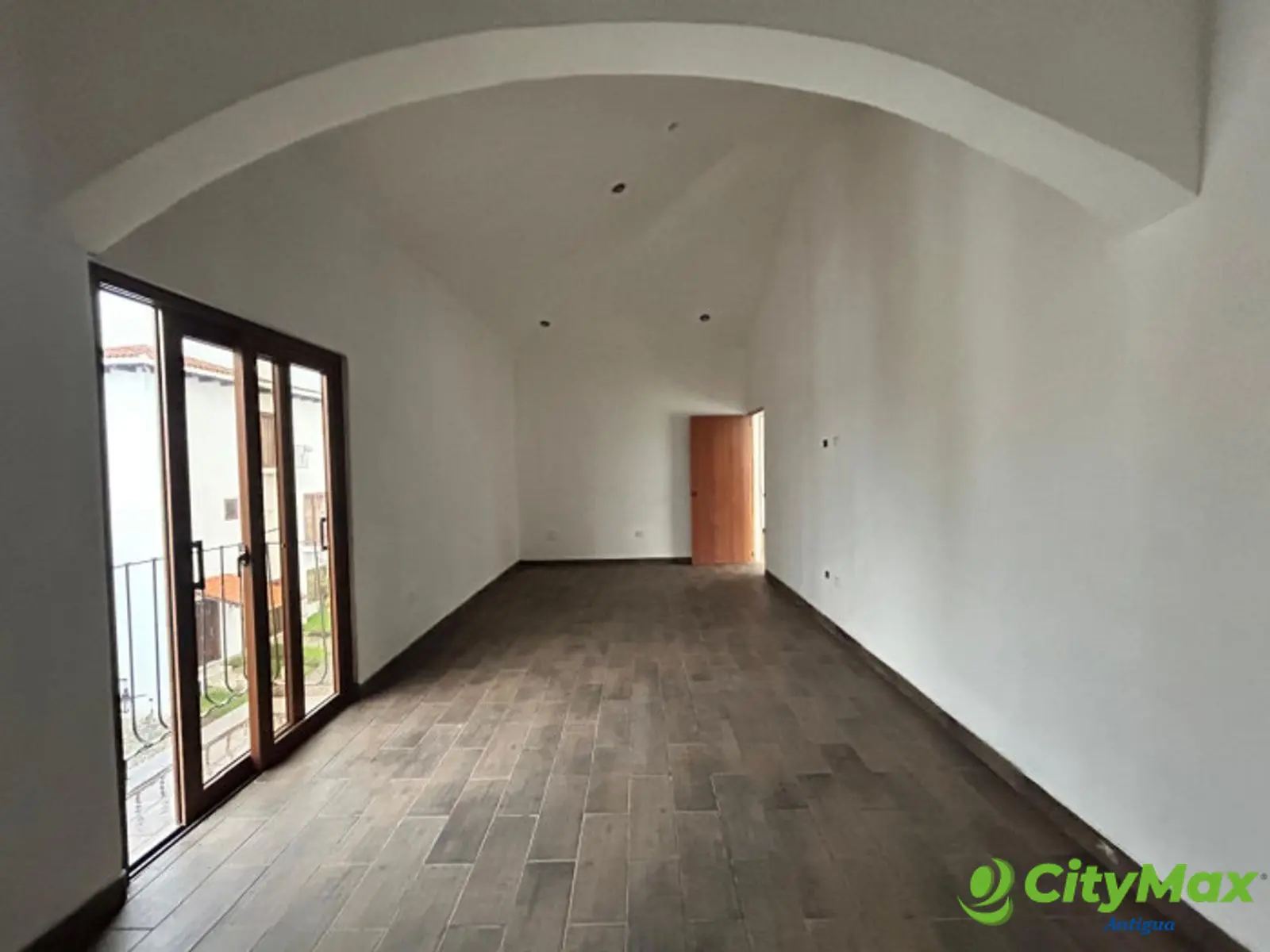 En venta casa nueva en Hacienda Malaga cerca Antigua Gt - foto 10
