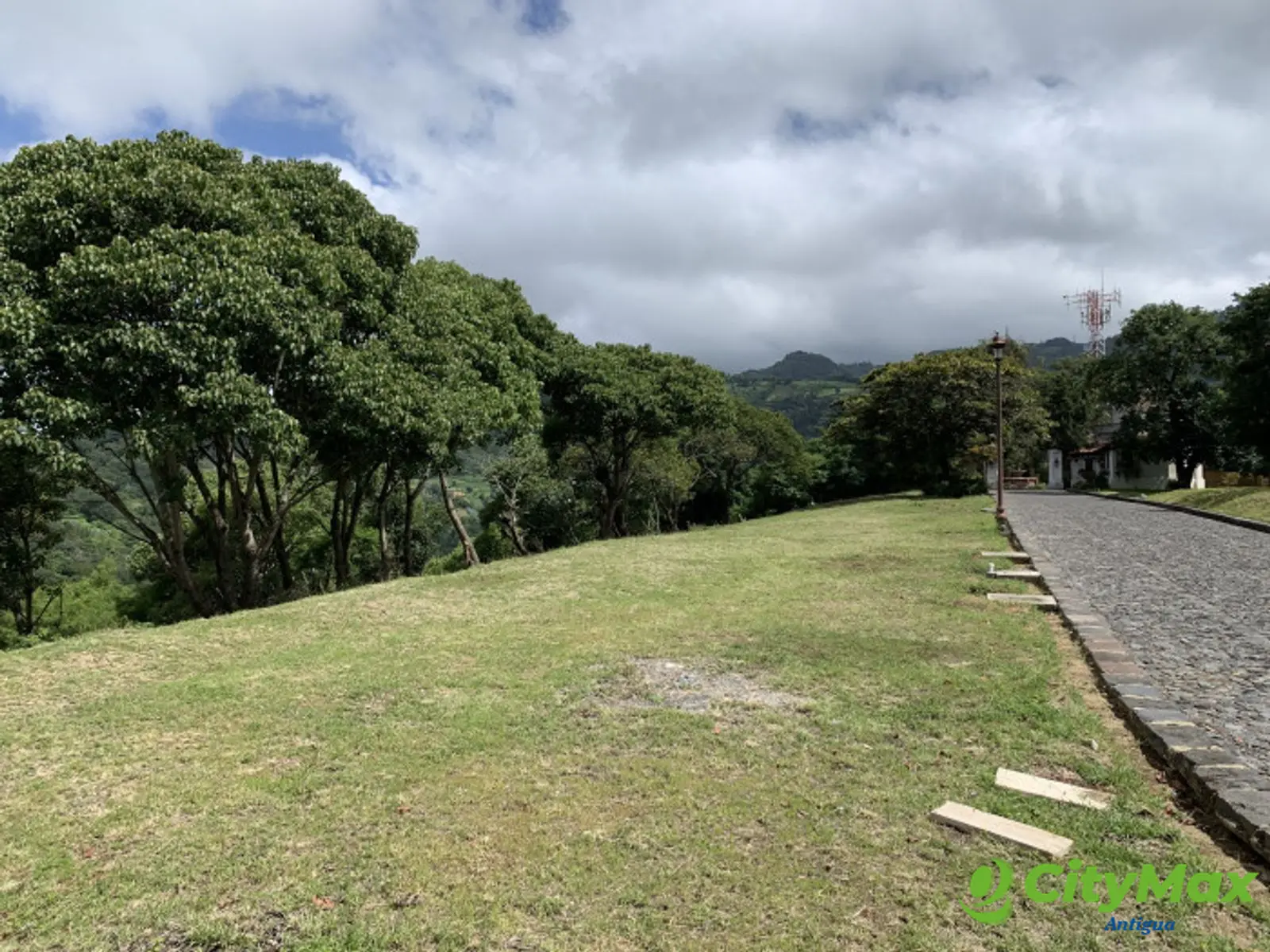 Terreno en exclusivo residencial en San Mateo, Antigua  - foto 4