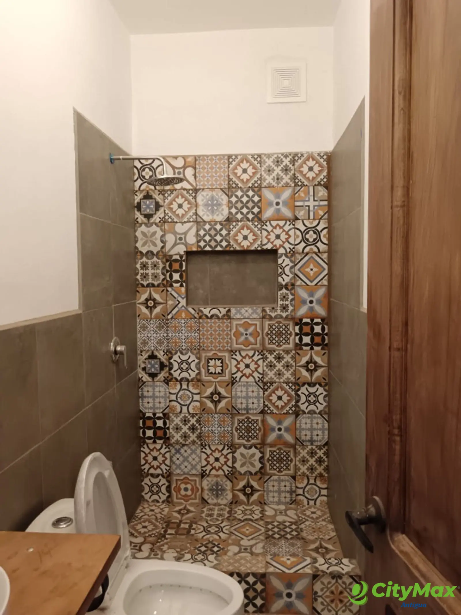 Casa en venta en Antigua Gardens  - foto 5