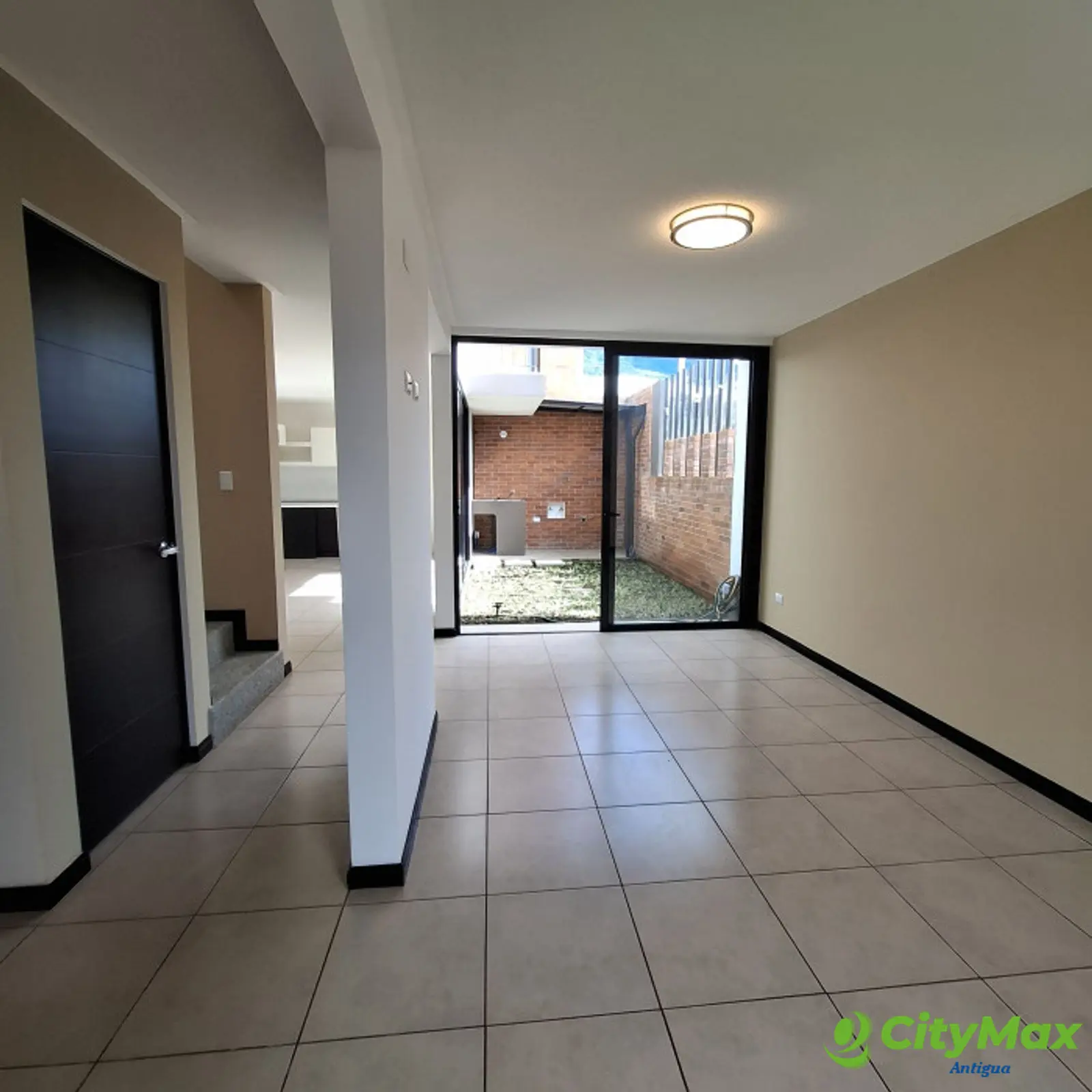 Casa en renta en residencial Senderos del comendador 2 - foto 5