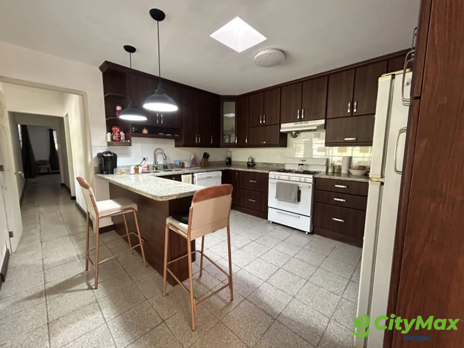 Casa en Venta en San Lucas con Amplio Jardín Privado - foto 7