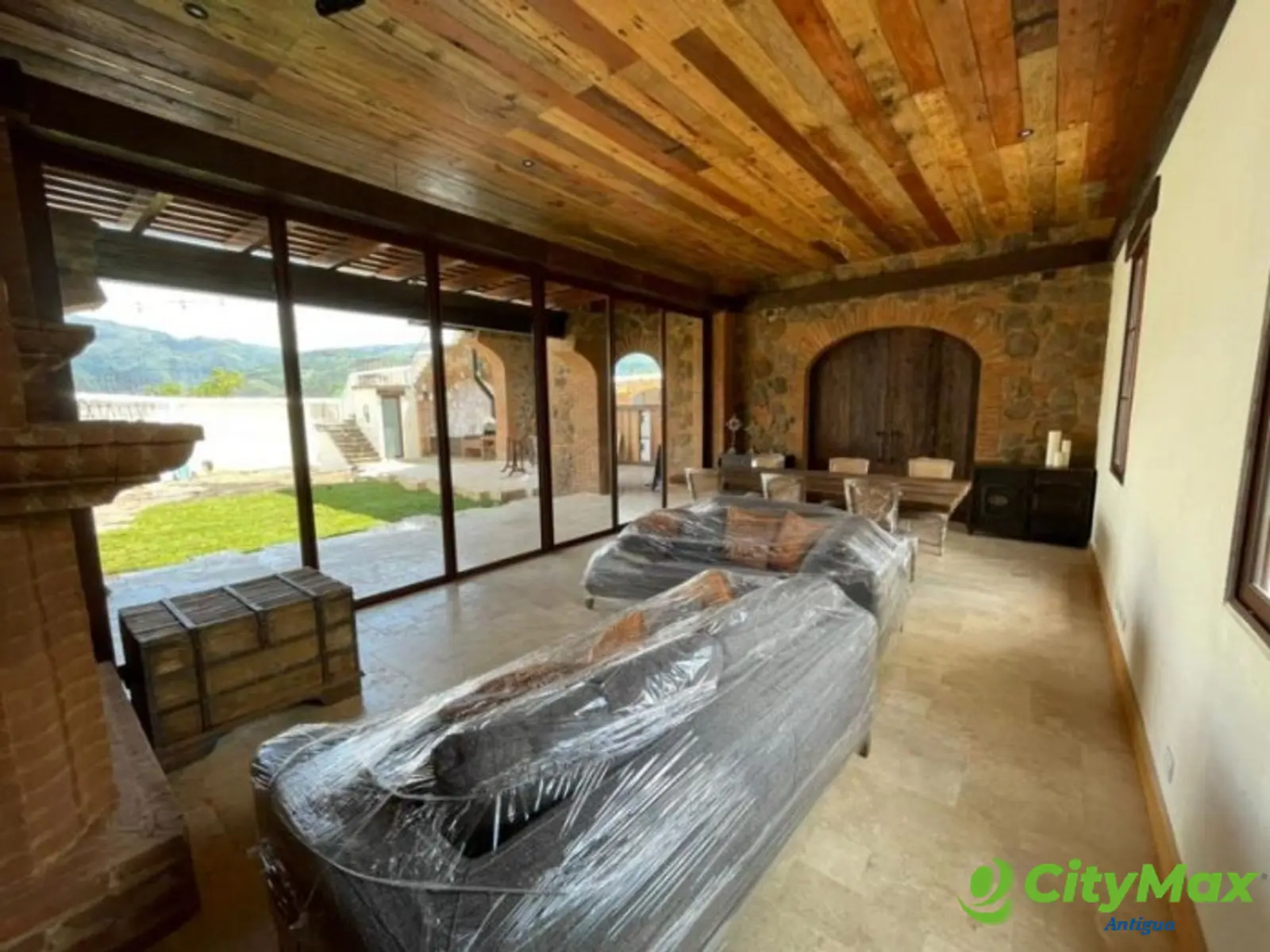 Terreno en Venta en Hacienda del Comendador - foto 4