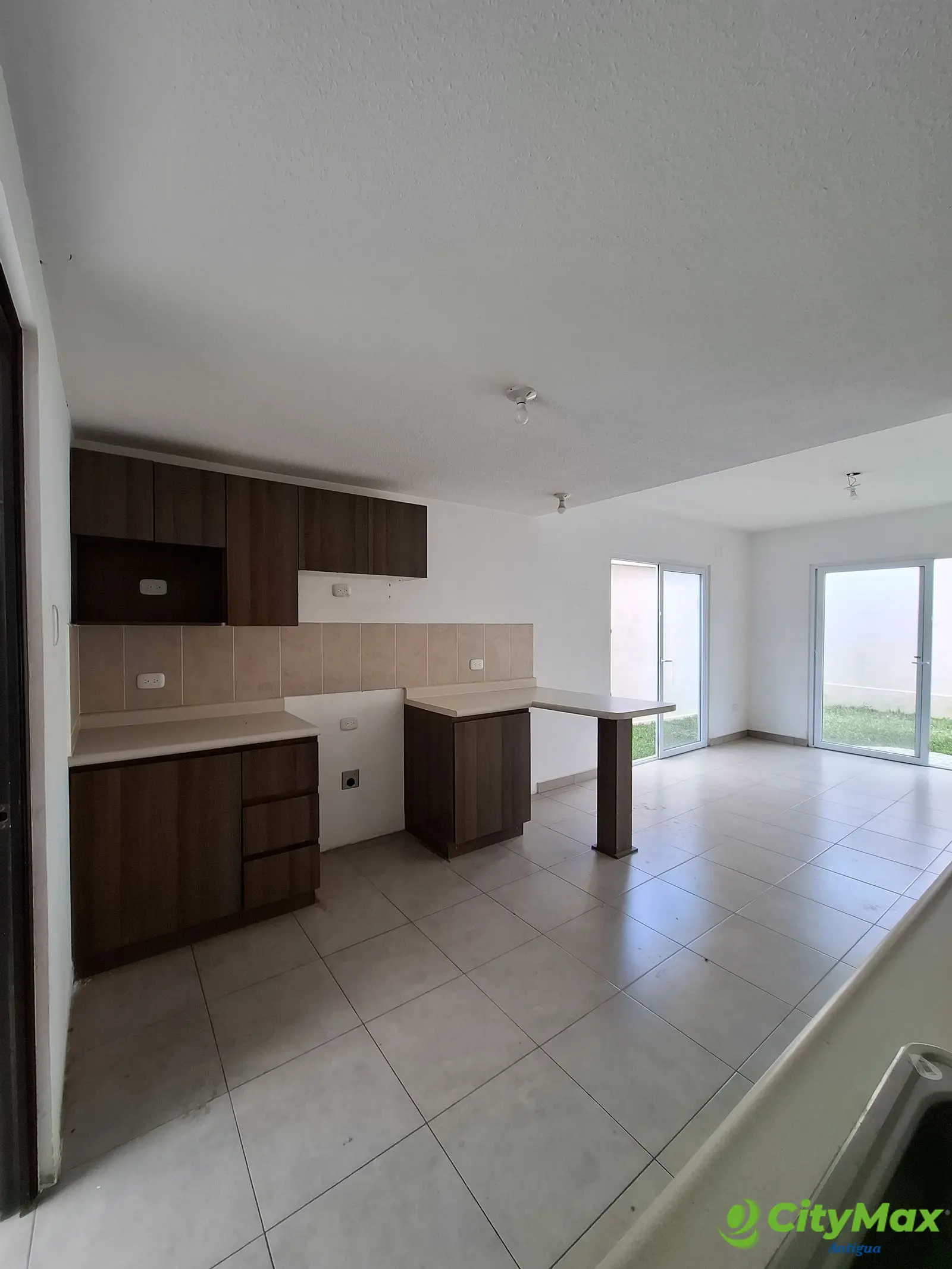 Casa en venta Arcos de Santa Maria II Sacatepequez - foto 2