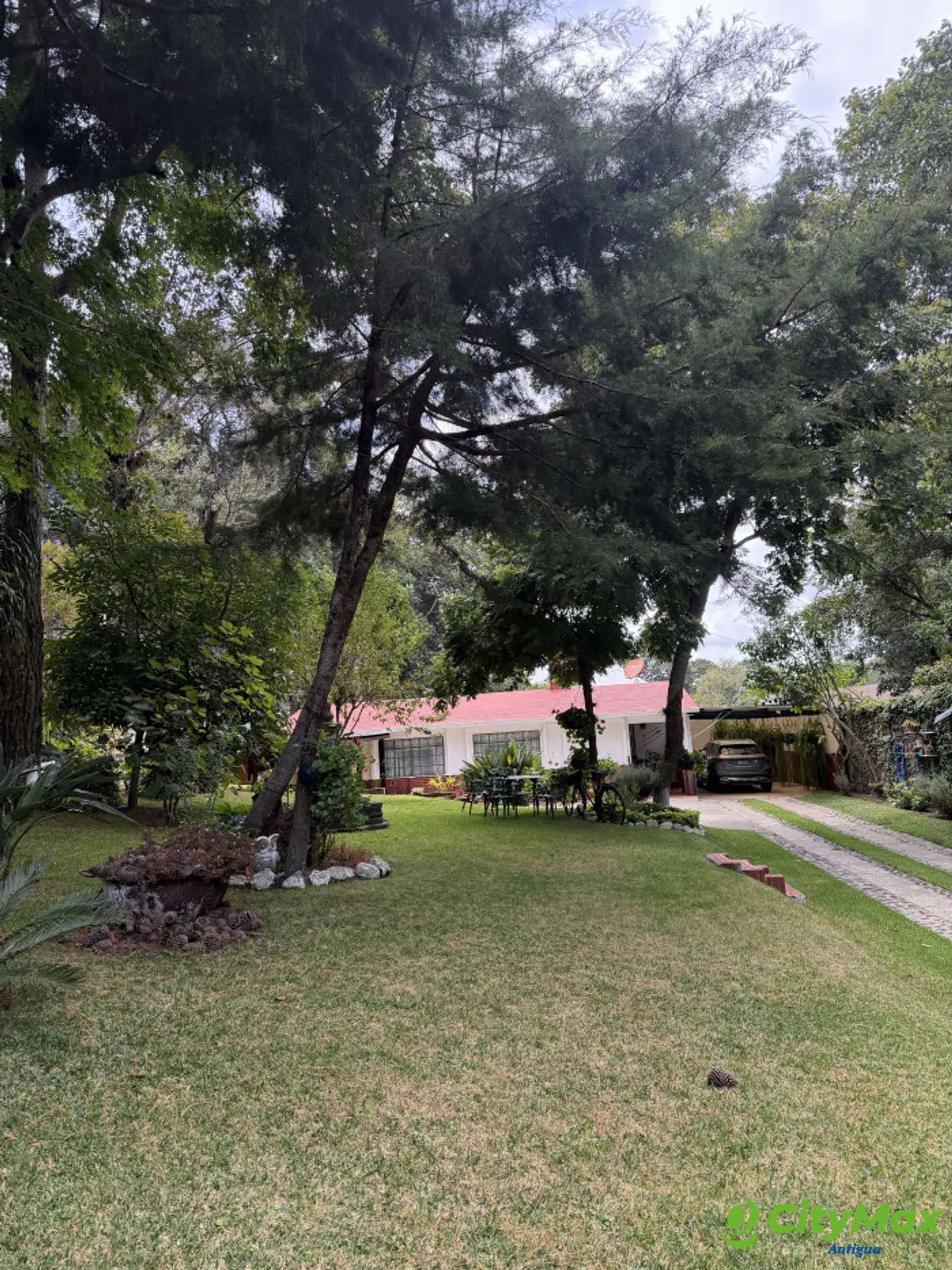 Casa en Condominio en Venta en San Lucas Sacatepéquez - foto 3
