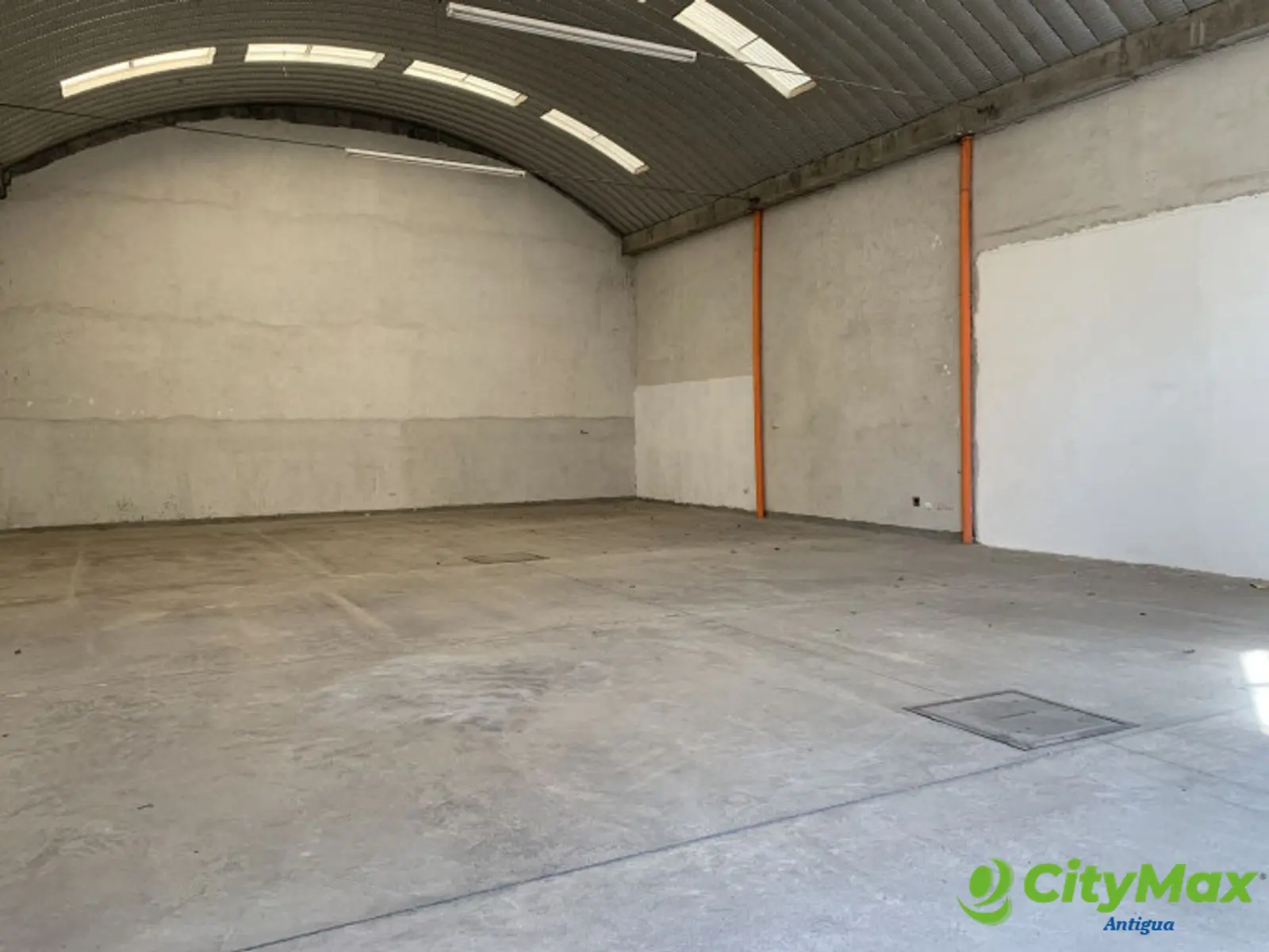 Bodega dentro de complejo en Panorama, Antigua - foto 5