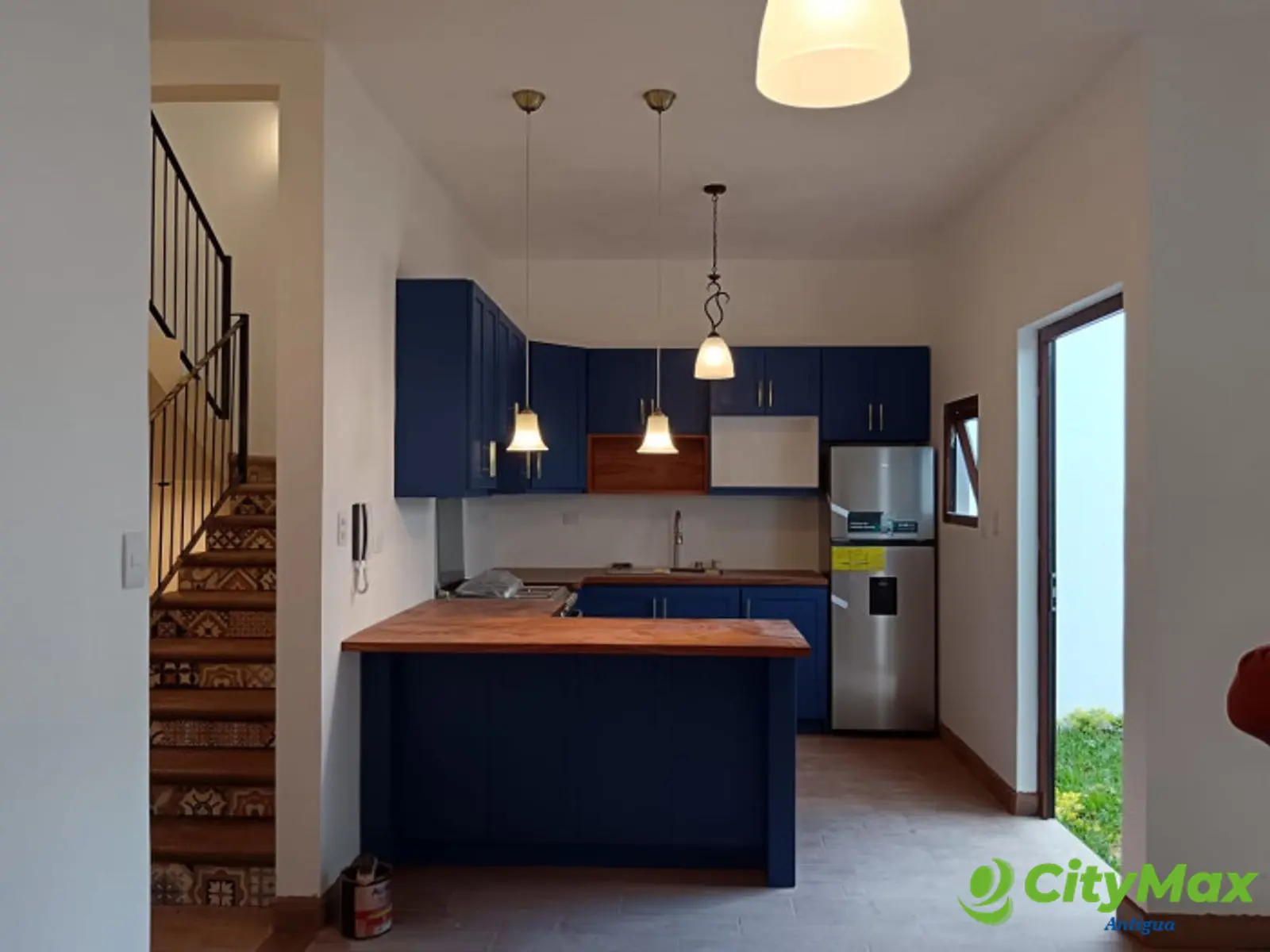 Casa en venta en Antigua Gardens  - foto 2