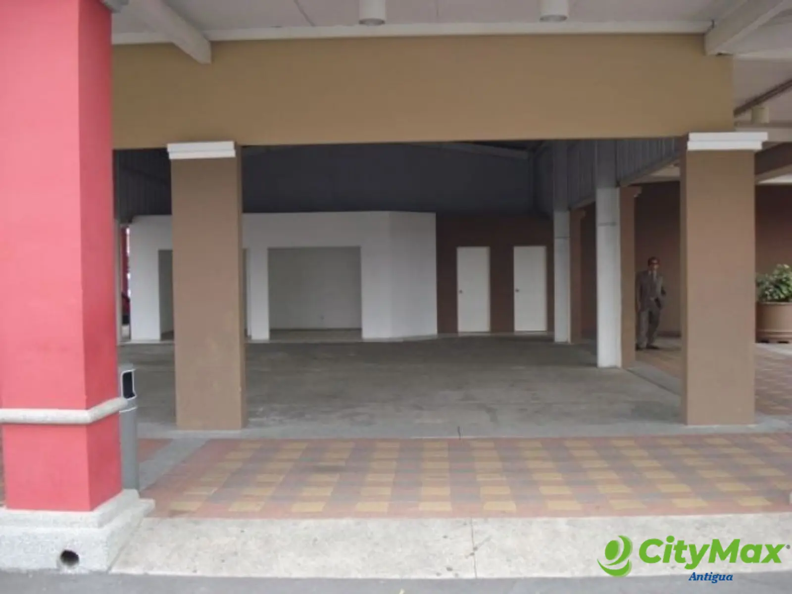 Se renta local en centro comercial en Villa Nueva  - foto 8
