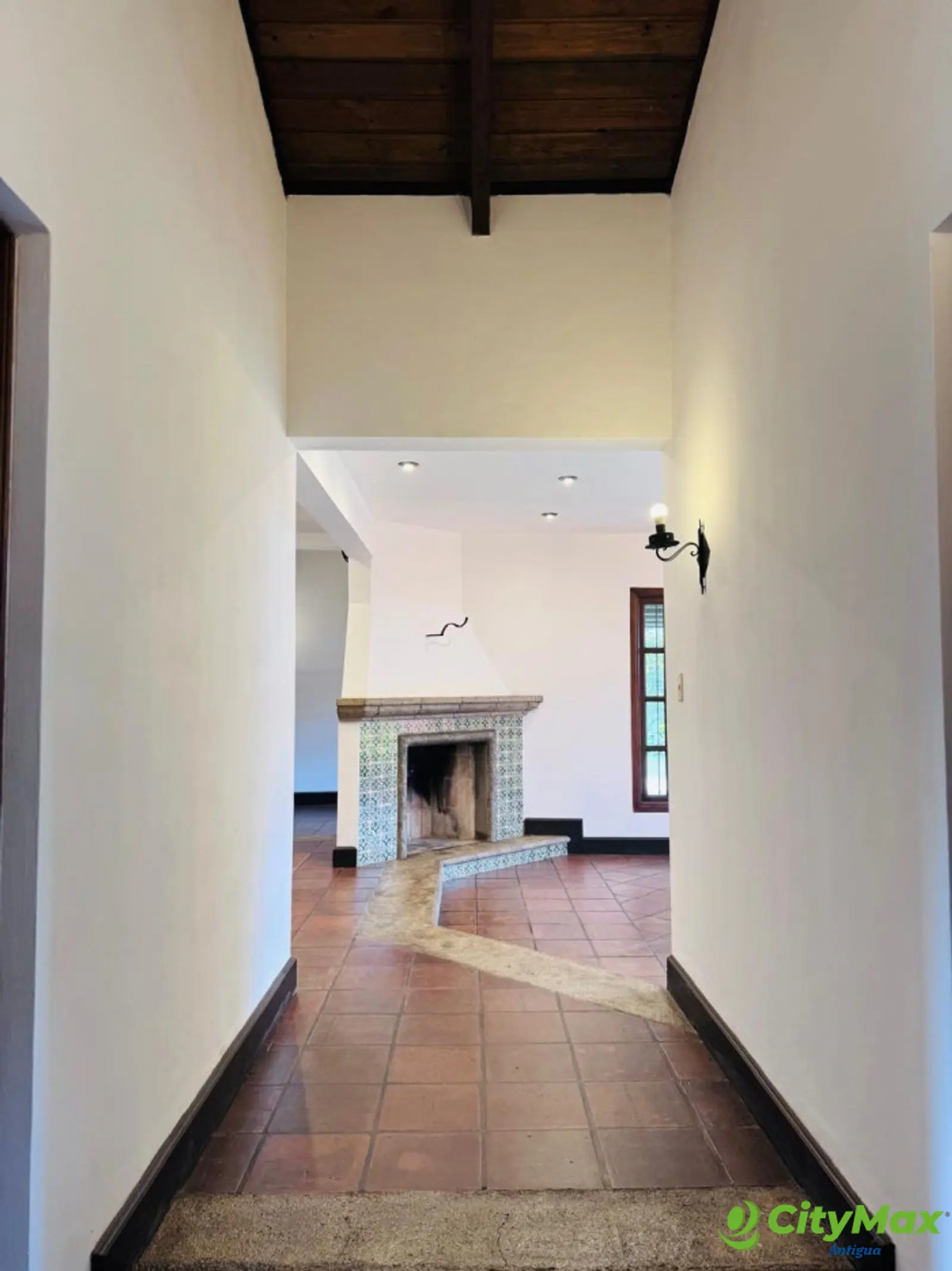 En Venta casa amplia con Jardin en Antigua Guatemala - foto 16