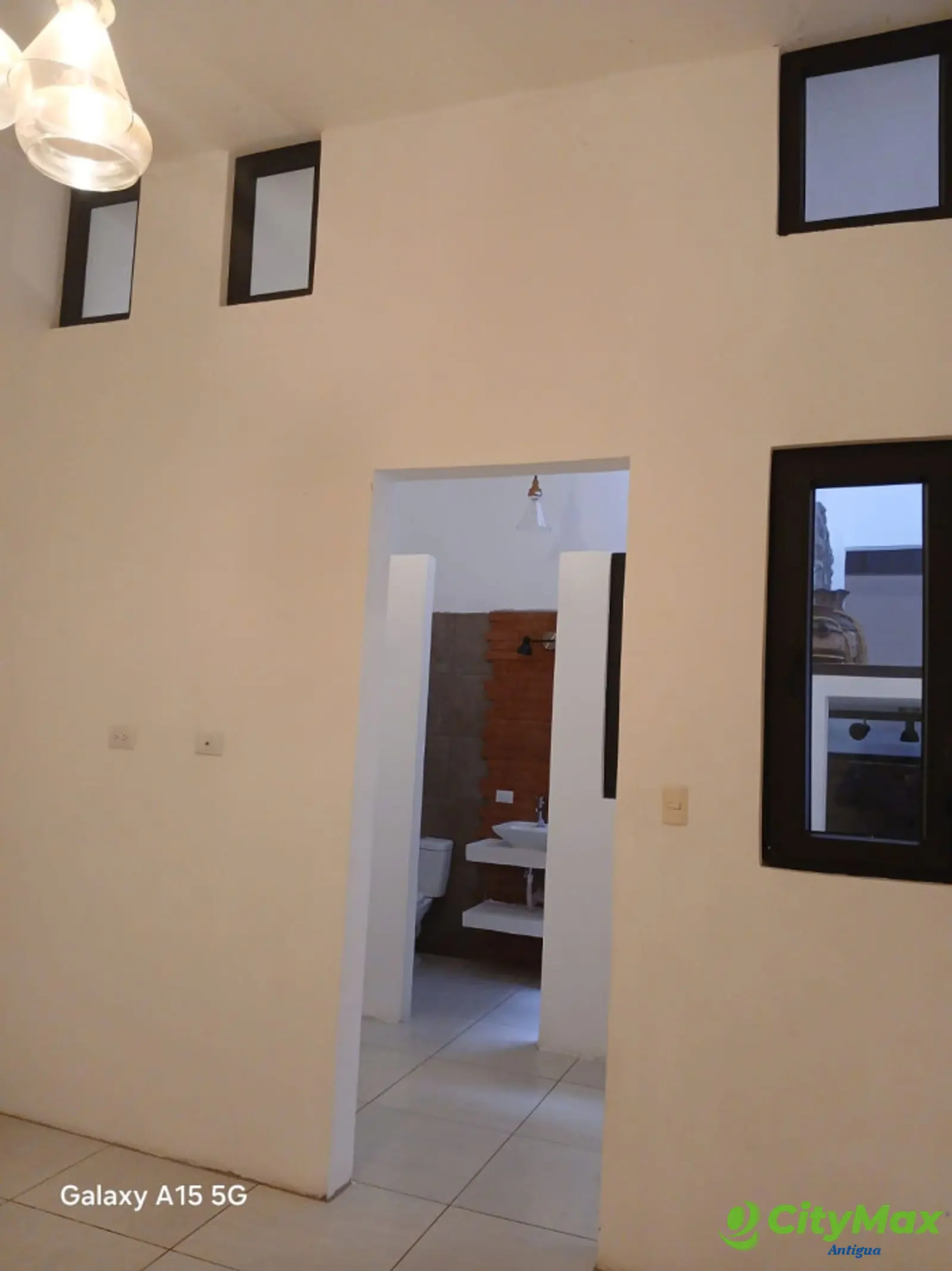 En venta casa amplia en Hacienda del Comendador - foto 6