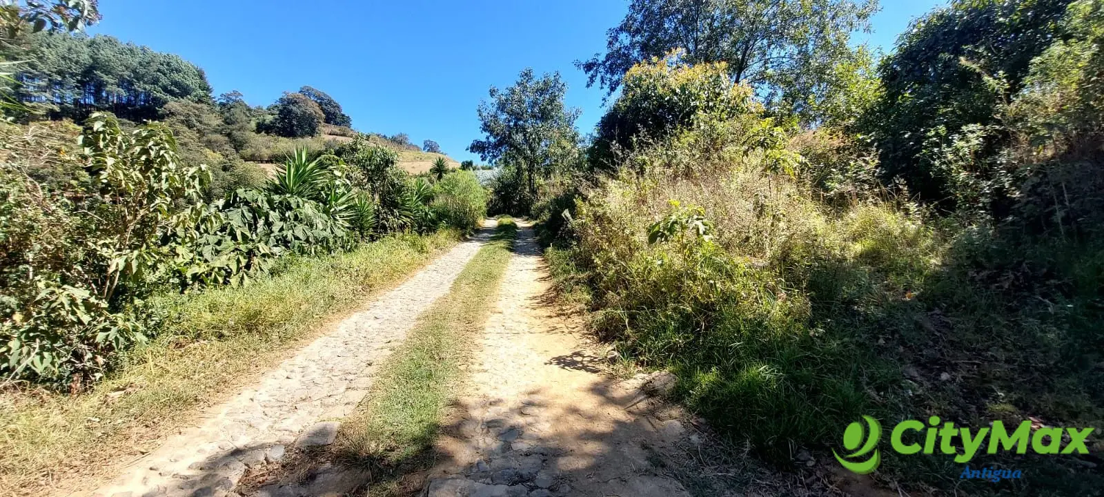 PRECIOSO TERRENO EN VENTA EN EL HATO - foto 2