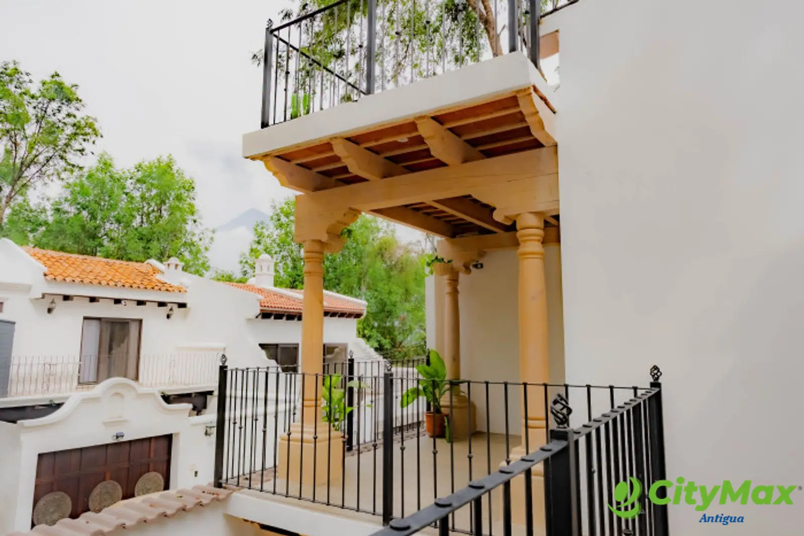 En venta Casa de diseño en Antigua Gardens, Alotenango - foto 15