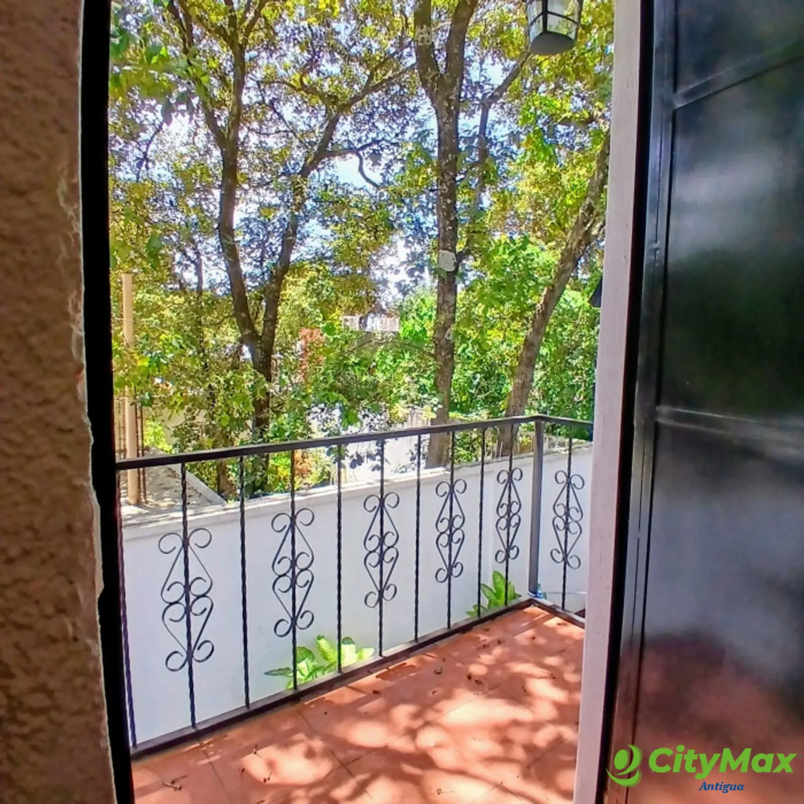 Amplia Casa en Venta en Las Hojarascas, Mixco - foto 6