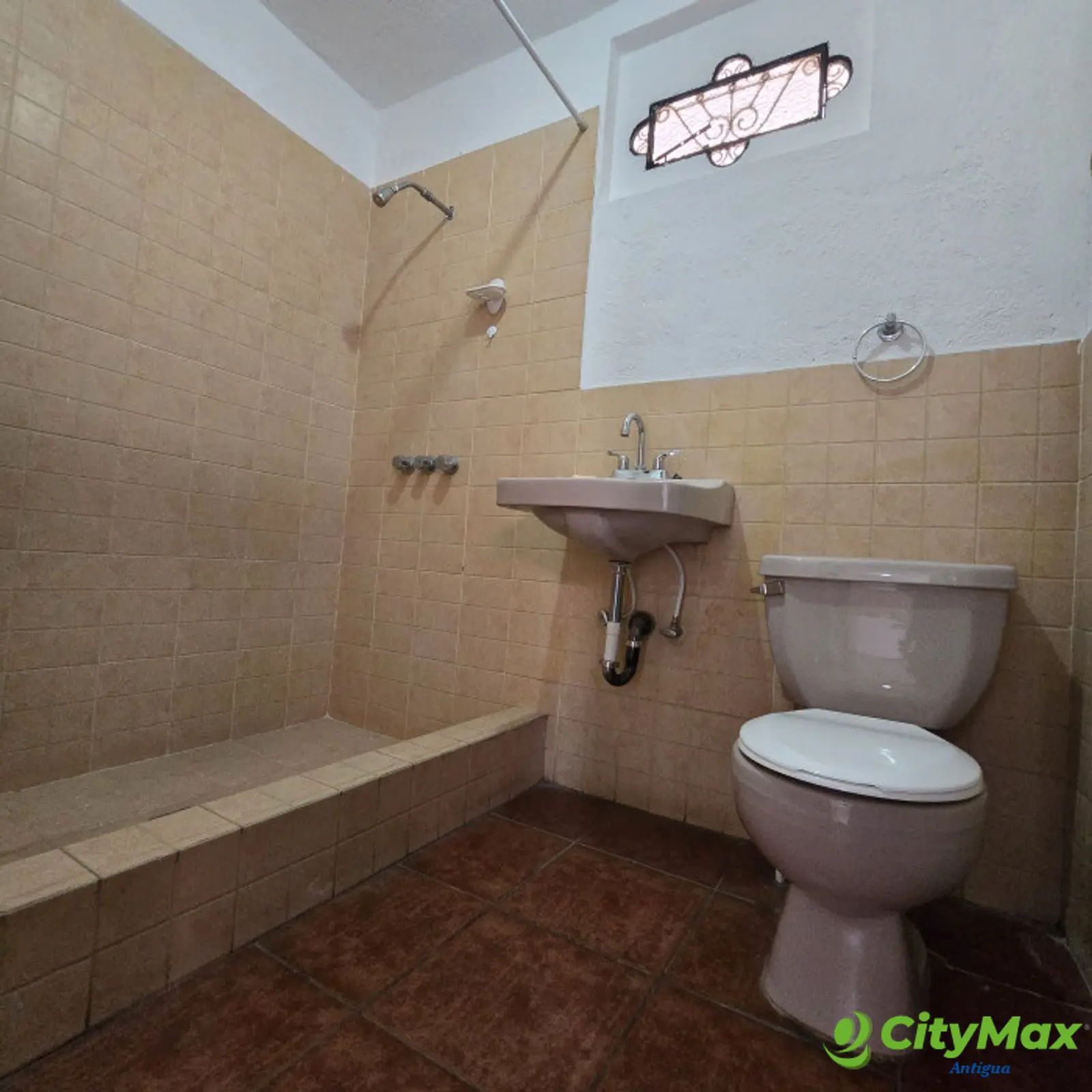 citymax antigua vende propiedad en san pedro las huerta - foto 16