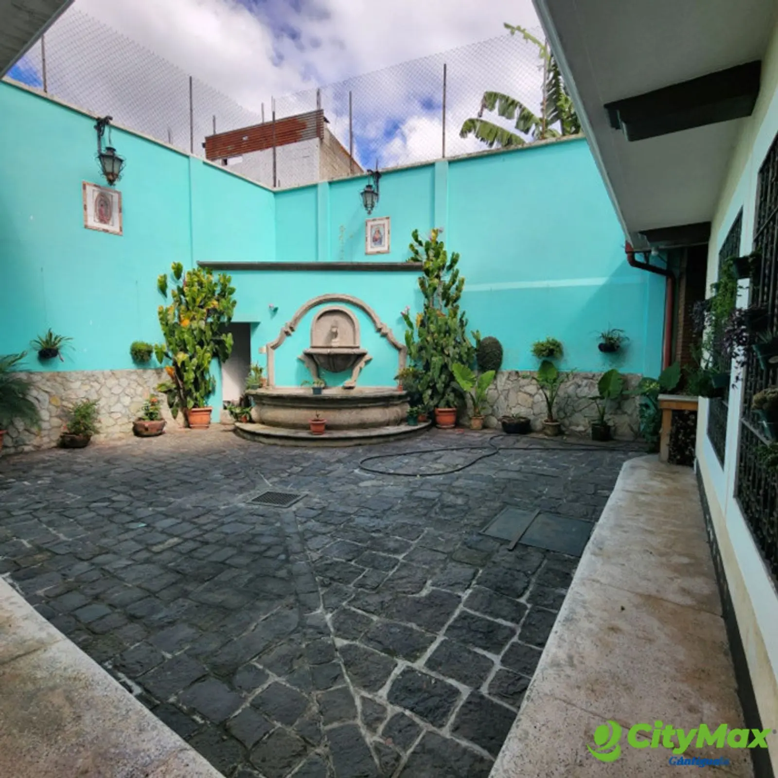 Hotel en venta muy cerca de Antigua Guatemala - foto 6