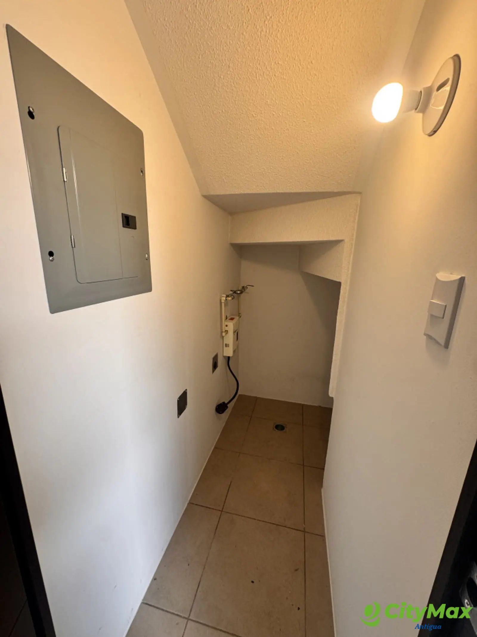 Casa en renta en residencial Senderos del comendador - foto 4