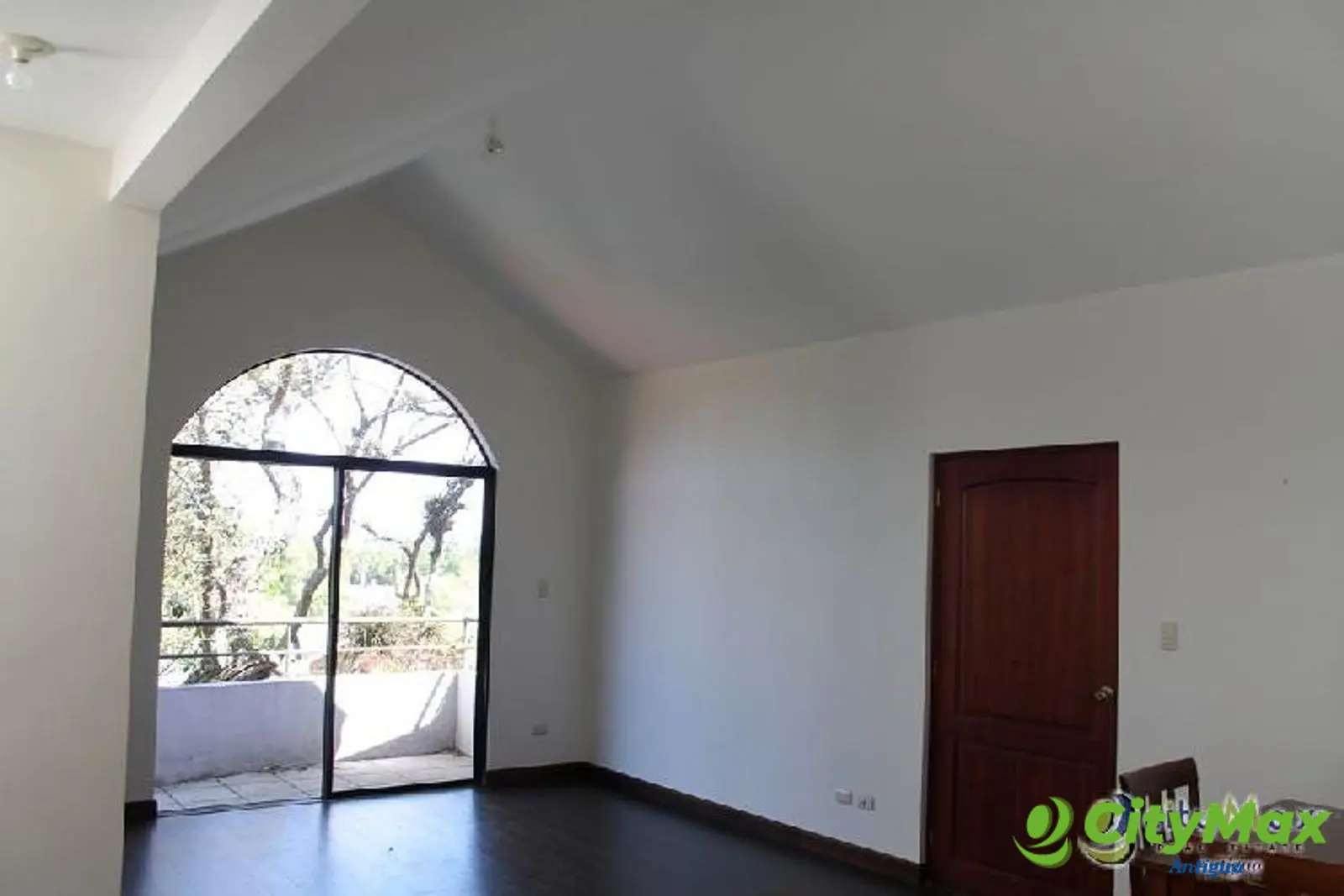 Apartamento en venta en Villa Cafeto en CAES - foto 3