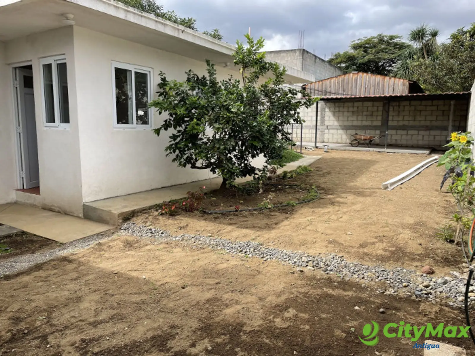 En renta casa sola semiamuebla en San Luis Pueblo Nuevo - foto 8