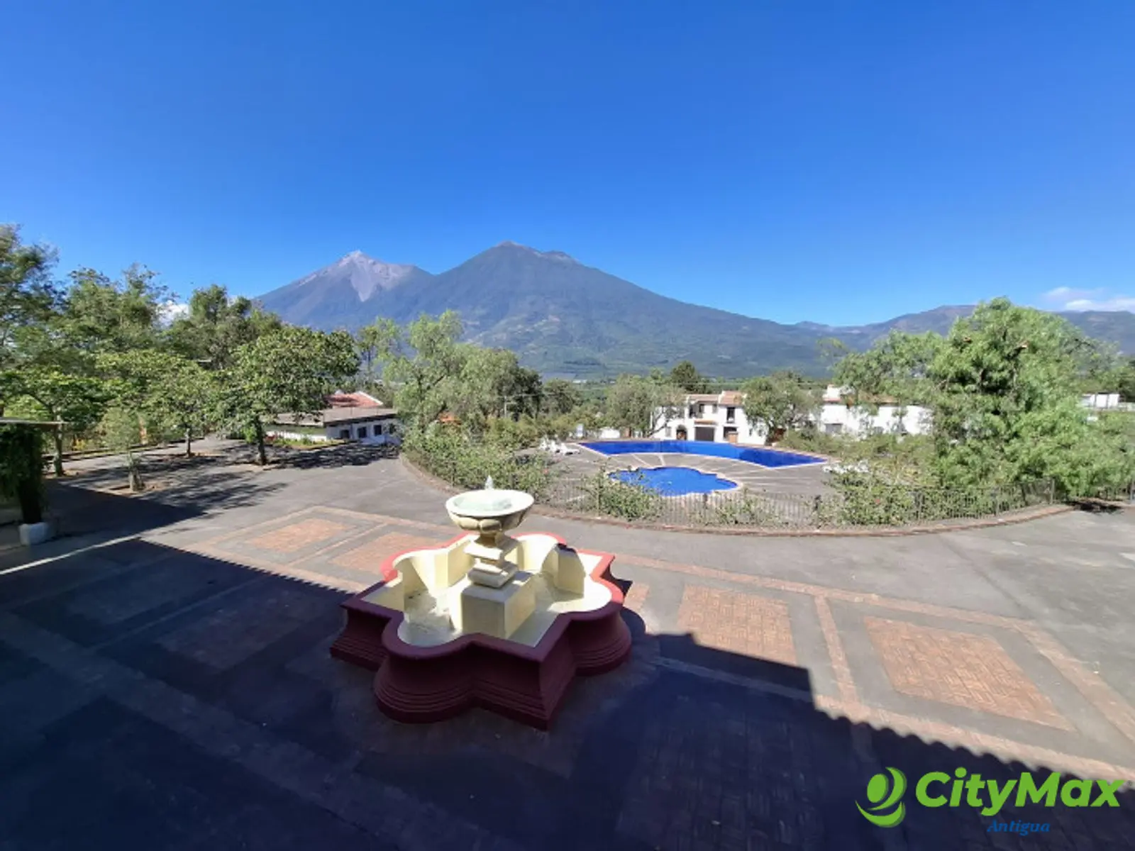 En venta Casa de diseño en Antigua Gardens, Alotenango - foto 21