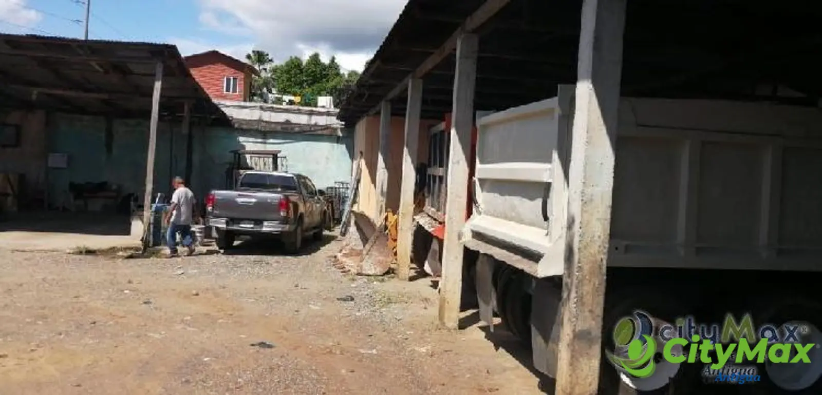 Terreno en renta a orilla de carretera en Río Dulce - foto 5