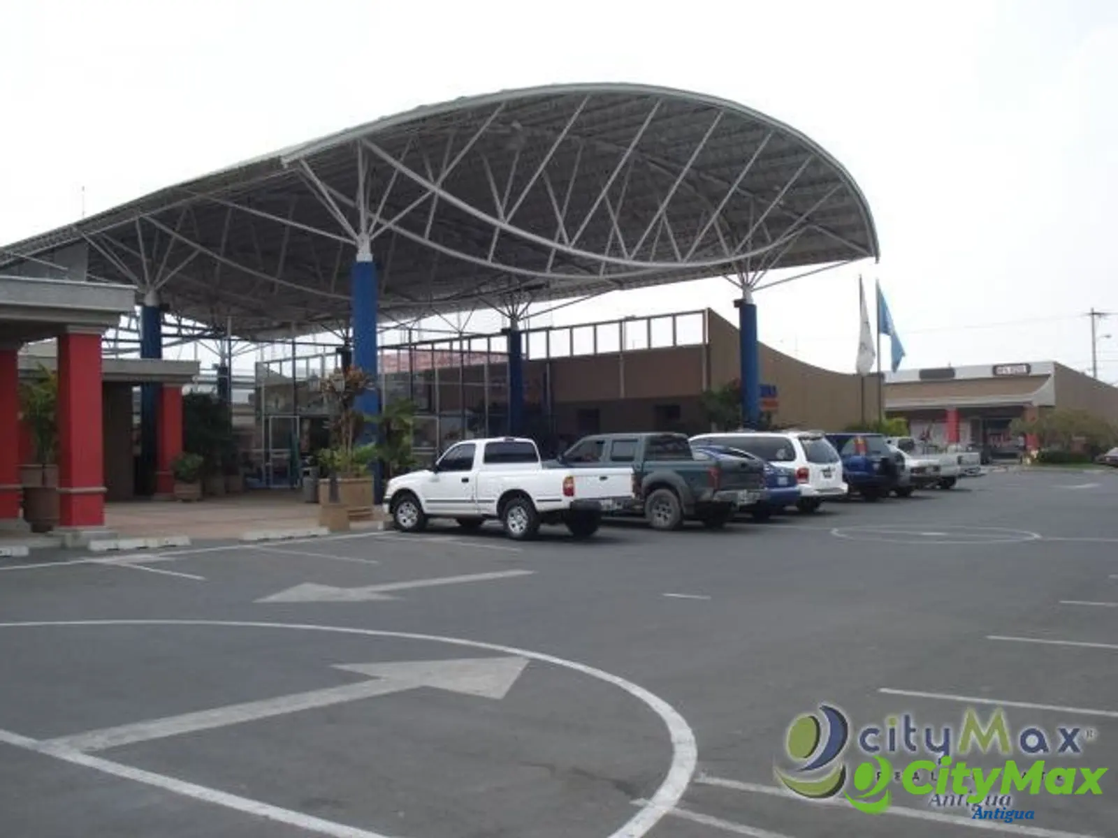 Local en área de food court en Plaza Comercial de Villa - foto 9