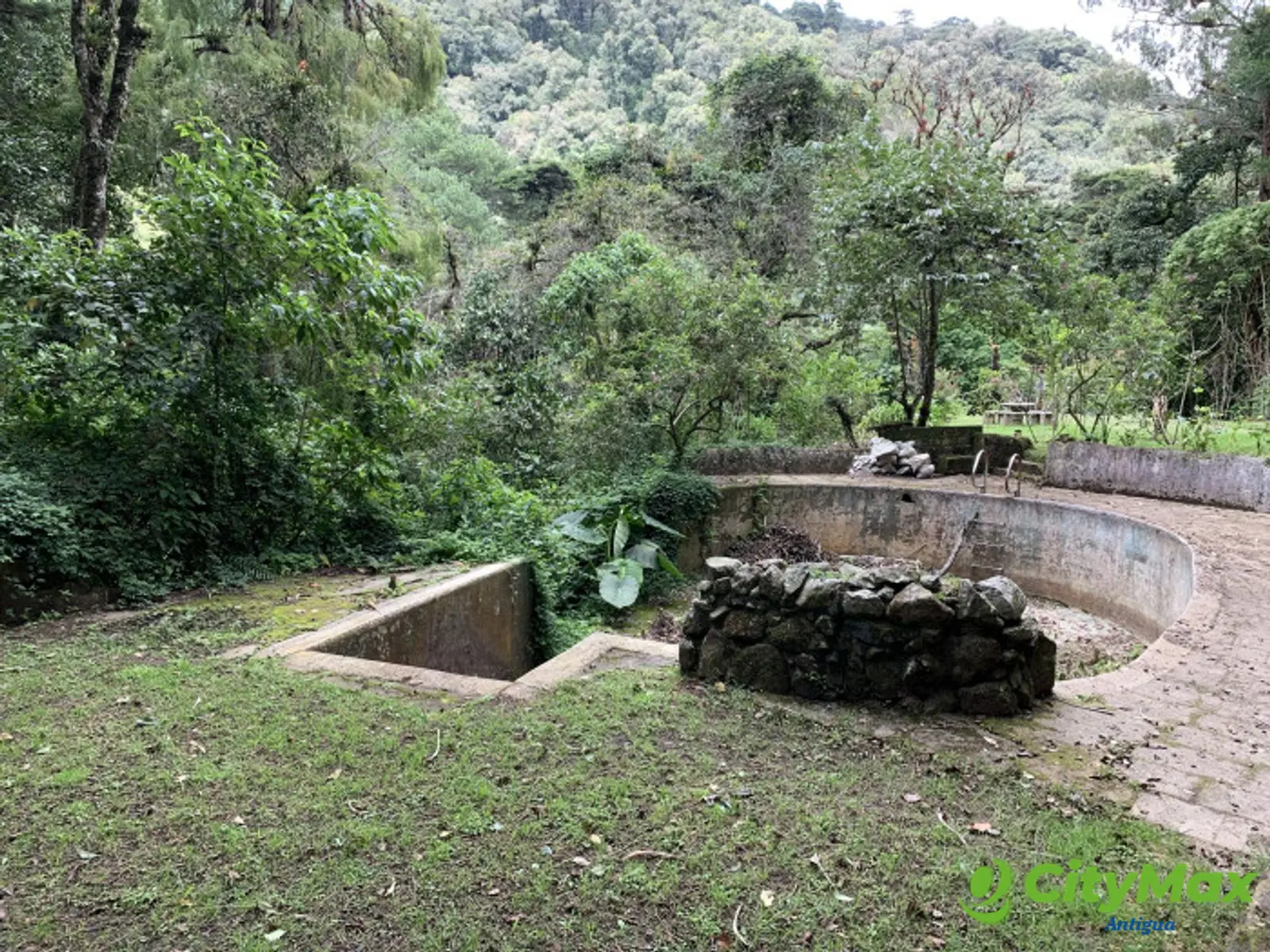 Finca en venta en Santiago Sacatepequez - foto 9