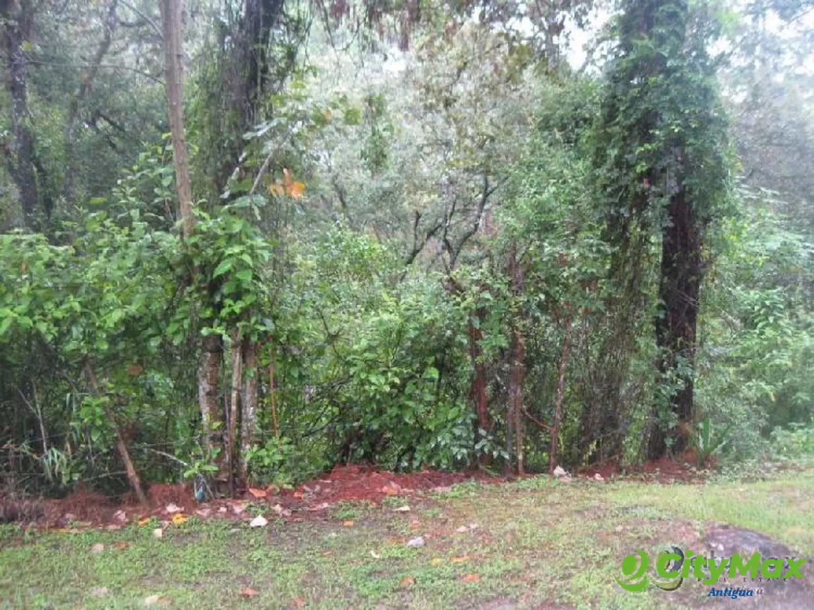 TERRENO EN CONDOMINIO DE SAN JUAN SACATEPÉQUEZ - foto 3