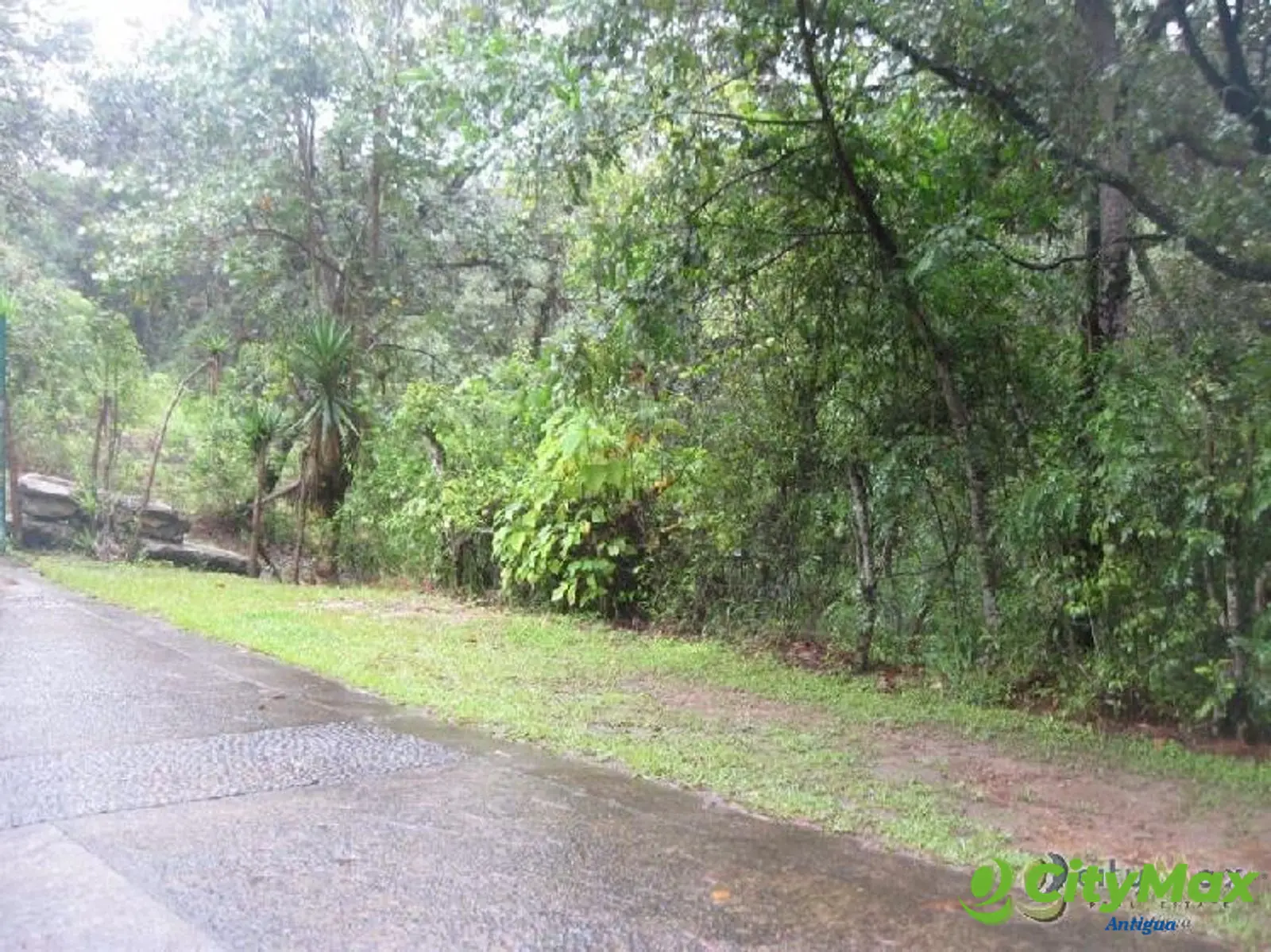 TERRENO EN CONDOMINIO DE SAN JUAN SACATEPÉQUEZ - foto 4