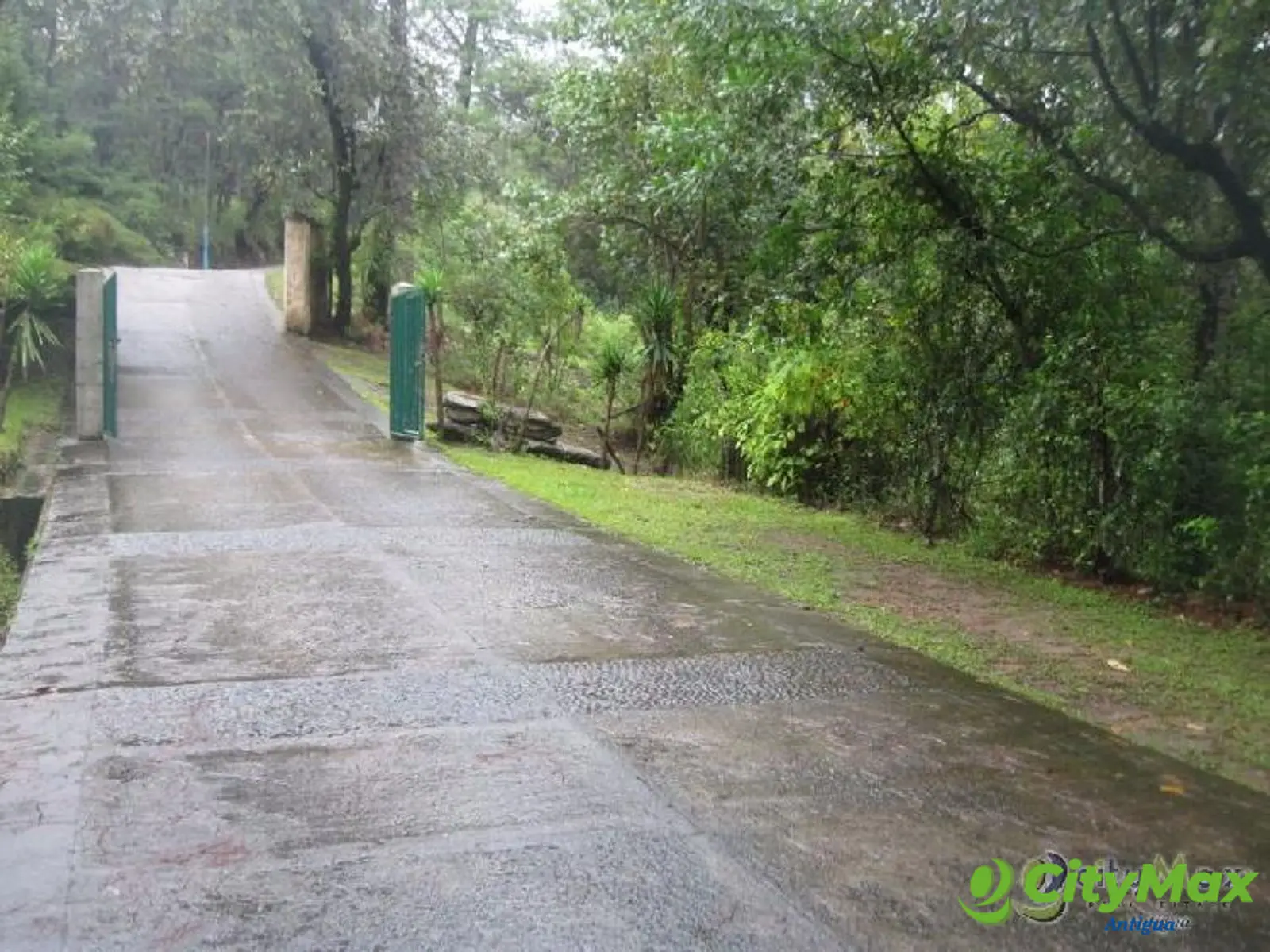 TERRENO EN CONDOMINIO DE SAN JUAN SACATEPÉQUEZ - foto 5